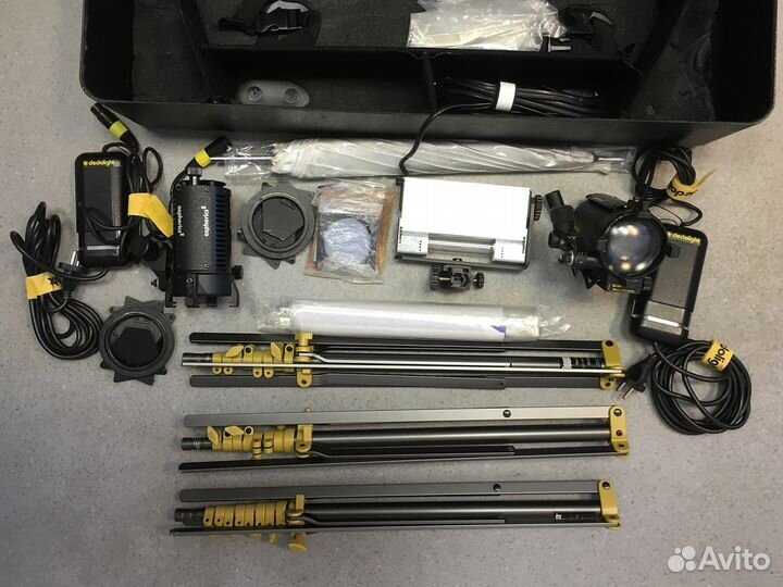 Осветительный комплект Dedolight/Lowel KD2V1