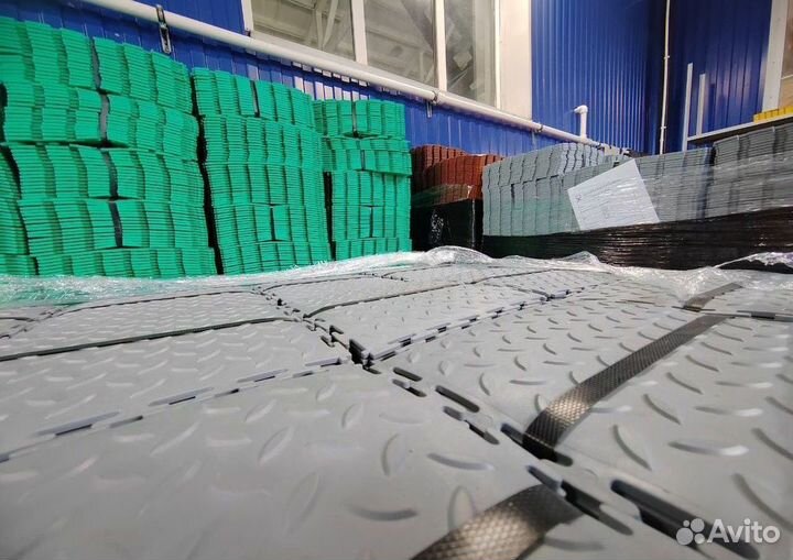 Модульная плитка пвх в спорт зал