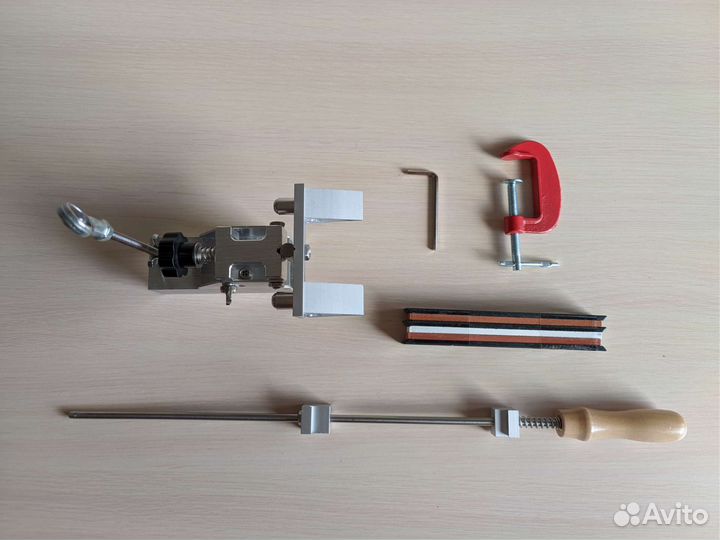 Точилка для ножей с поворотным механизмом 2 зажима