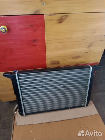 Радиатор охлаждения на audi 80