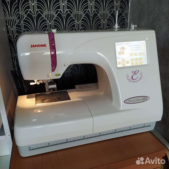 Вышивальная машина Janome 350E