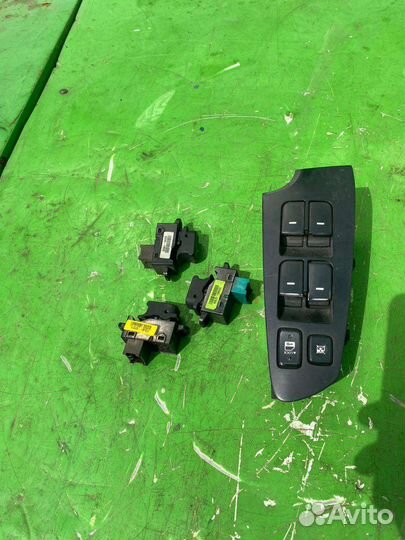 Кнопки стеклоподъёмника kia cerato 2