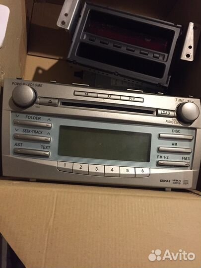 Мультимедиа на Камри