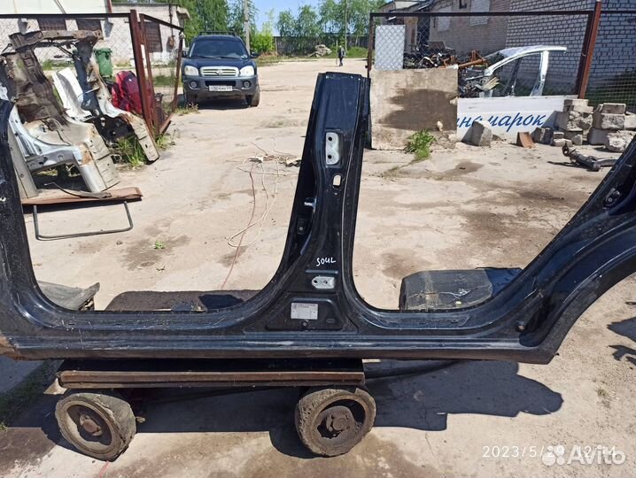 Порог левый со средней стойкой KIA soul 2009-2015