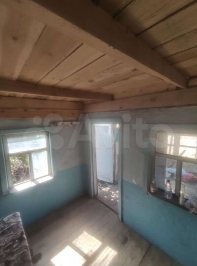 Дом 10 м² на участке 6 сот.