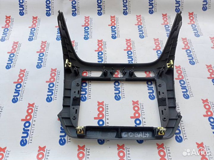 Рамка магнитолы Chevrolet Cobalt 2011-2015