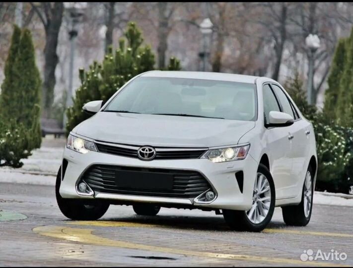 Стекло фары тойота камри 50