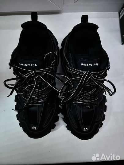 Balenciaga track 1 проданы