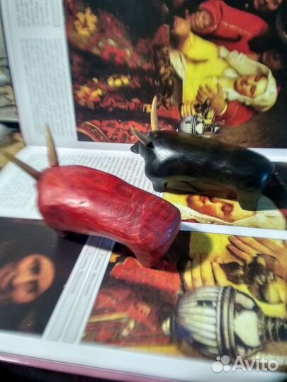 Быки деревянные два