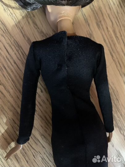 Коллекционная кукла Барби