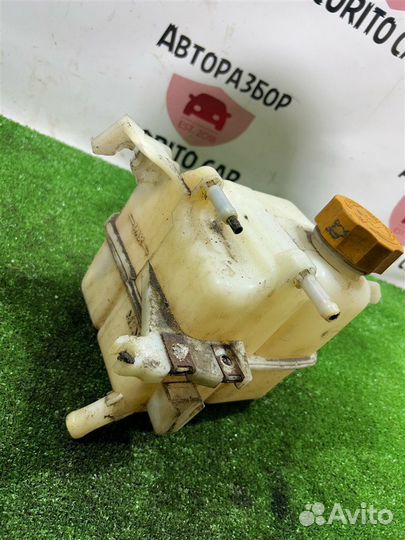 Расширительный бачок Chevrolet Captiva C100 Z24SED