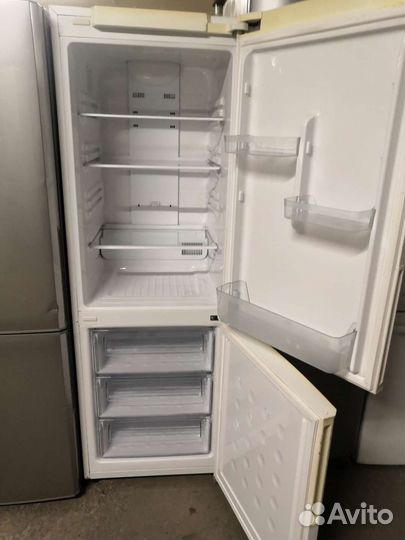 Холодильник Samsung по запчастям