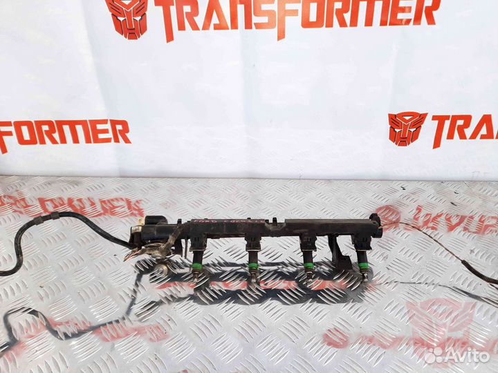 Топливная рейка Ford Focus 2