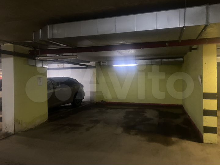 Машиноместо, 15 м²