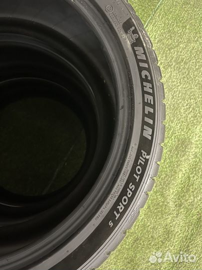 Michelin Pilot Sport 5 245/45 R18 100Y