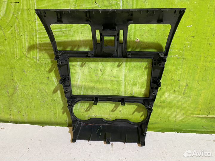 Рамка магнитолы Subaru Forester SJ 66065FJ000