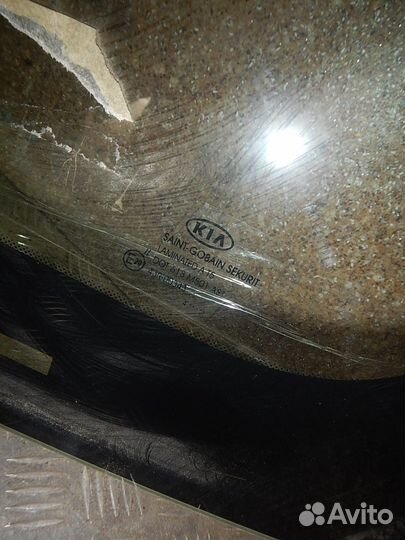 Стекло лобовое (ветровое) Kia Sportage