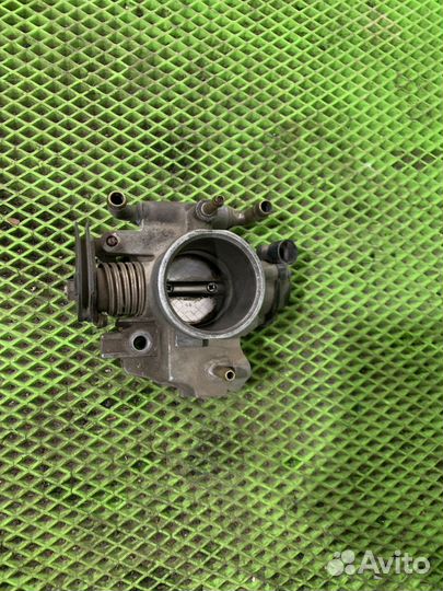 Дроссельная заслонка механическая LADA Kalina