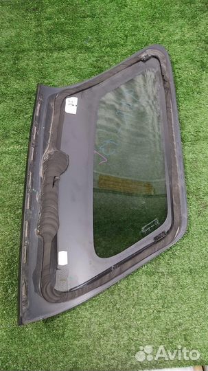 Стекло багажника левое Suzuki SX4 2008