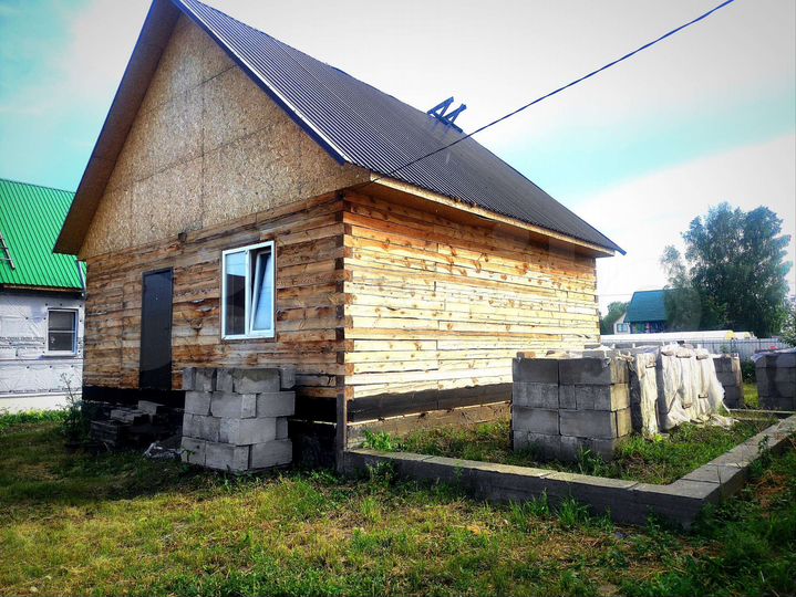 Дом 64 м² на участке 5 сот.