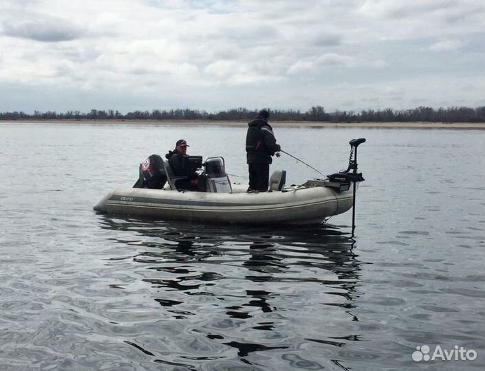 Продаю лодку мужа Риб Grand 470L