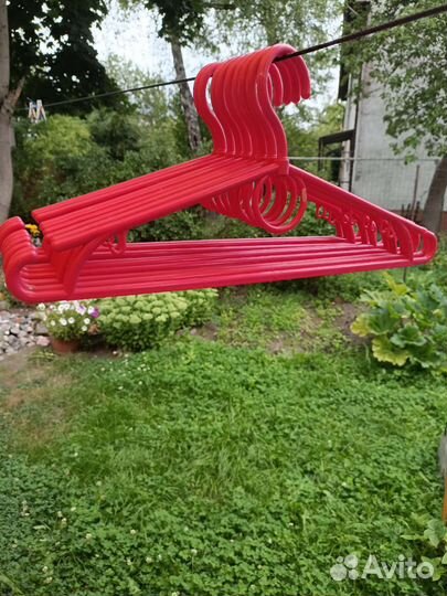 Вешалки плечики