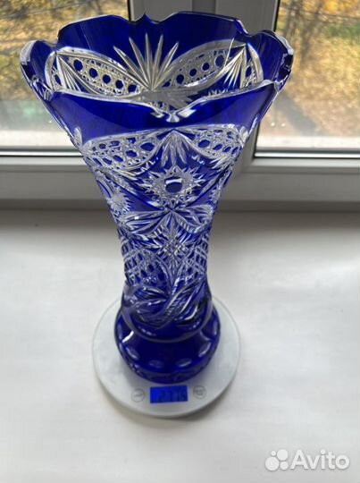 Ваза хрустальная синяя