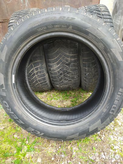 Pirelli Ice Zero 215/60 R17 S