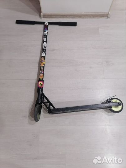 Трюковой самокат tech team zorg