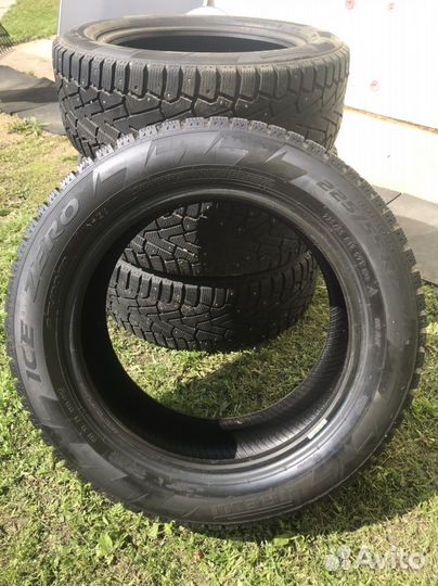 Pirelli Ice Zero 225/55 R17