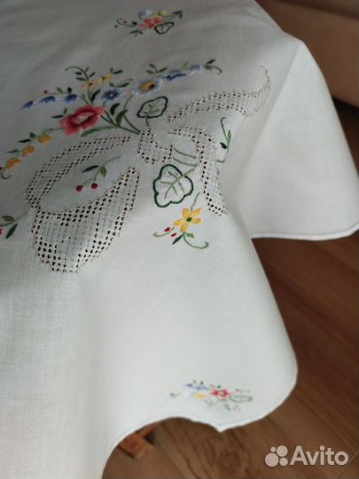 Скатерть ручная вышивка Германия