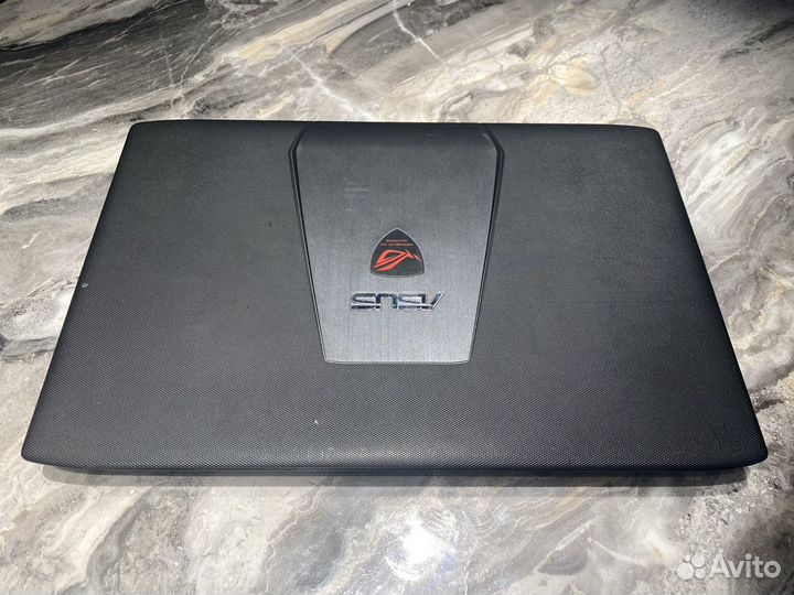 Asus / Intel Core i7 / Nvidia GTX 950M / ram 12gb