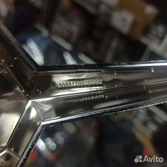 Эмблема Мерседес спринтер w906 передняя