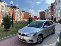 Kia Ceed 1.4 MT, 2010, 248 000 км, с пробегом, цена 615 000 руб.