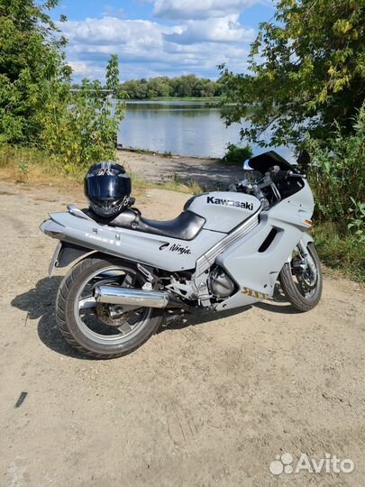 Kawasaki ZZR 250
