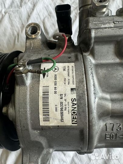 Компрессор кондиционера на Мерседес w205