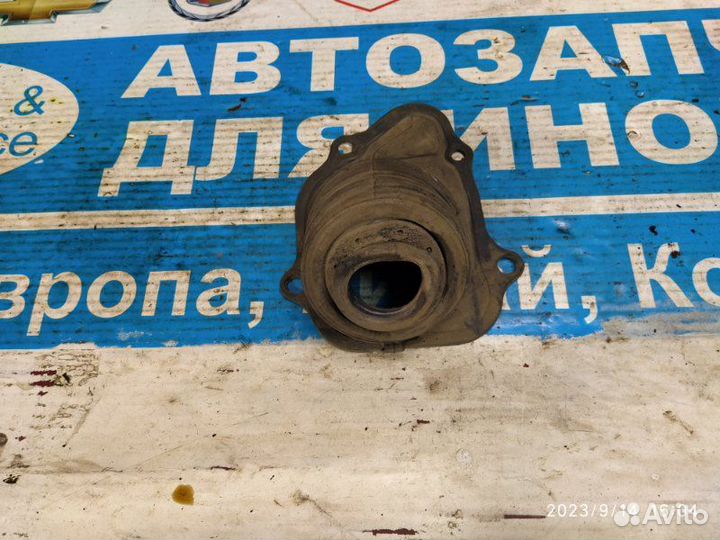 Пыльник рулевой колонки Nissan Maxima 00-06