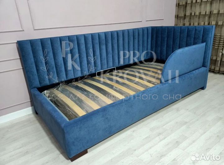 Детская кровать с мягкими бортиками