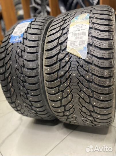 Nokian Tyres Hakkapeliitta 9 SUV 275/40 R21 и 315/35 R21 107T