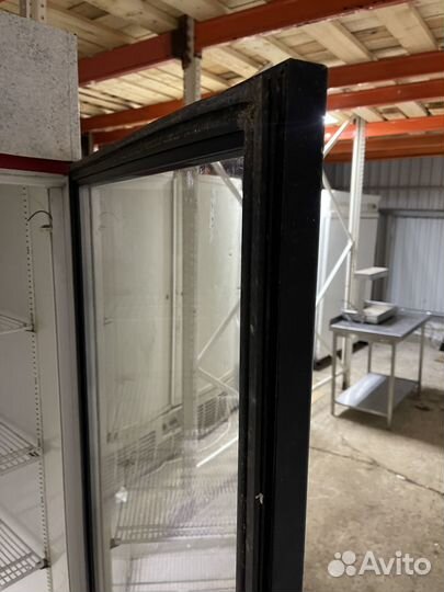 Шкаф холодильный 1 дверь стекло на 650 л