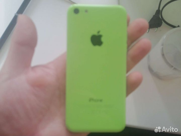 Телефон iPhone 5с