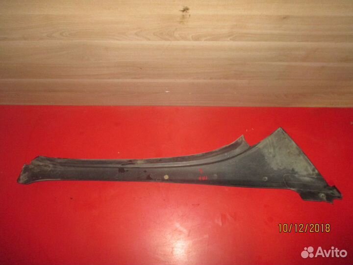 Накладка стойки ветрового окна правая газ-3302
