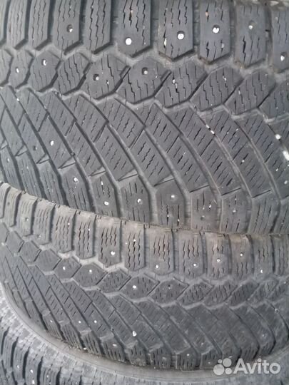 Continental Conti4x4IceContact 235/60 R18