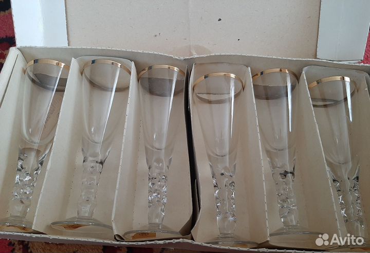 Бокалы на фигурной ножке с золотым ободком СССР