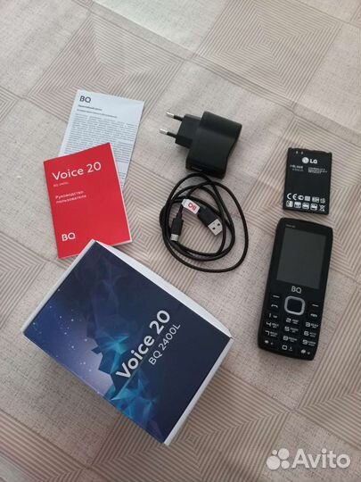 Кнопочный телефон на Android