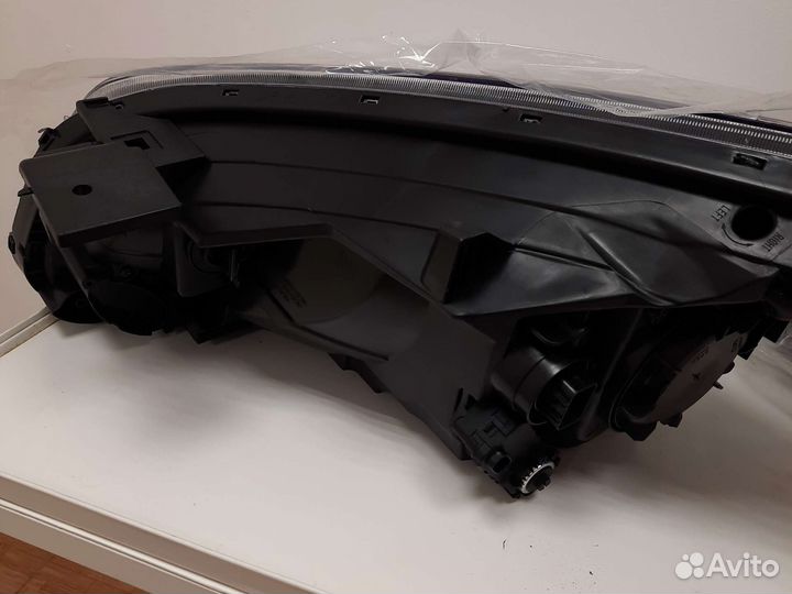 Фара правая kia rio 4