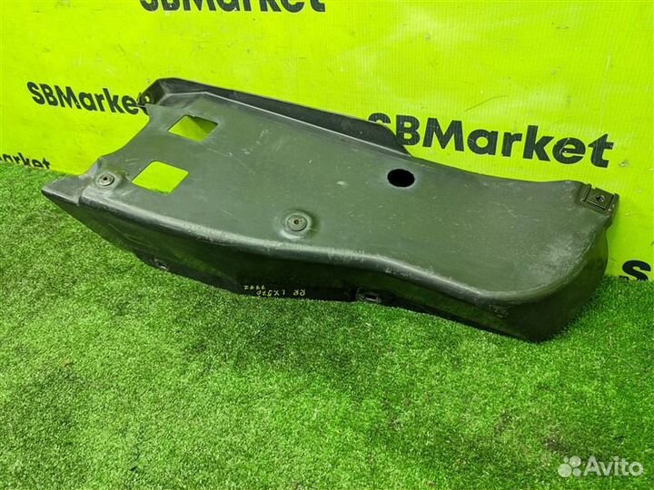 Защита бампера задняя правая Lexus Lx570 URJ201