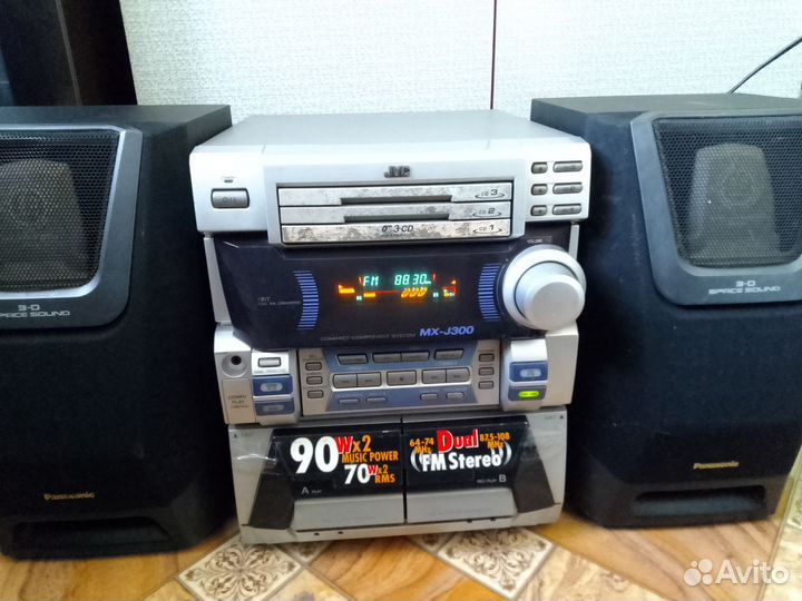 Музыкальный центр JVC