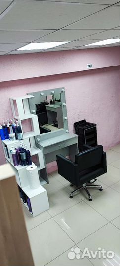 Парикмахерское кресло в аренду