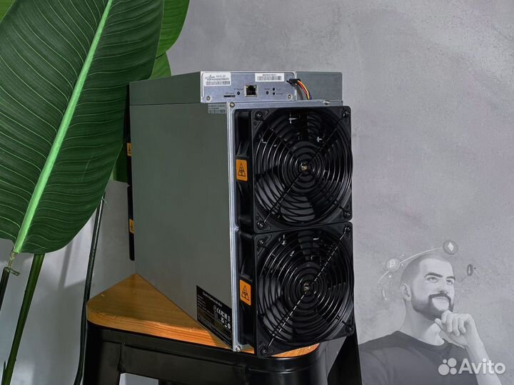 Antminer L7 9500M майнер новый